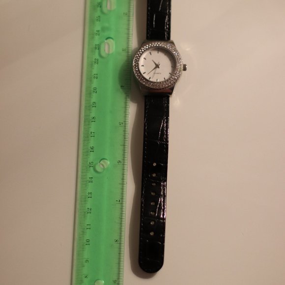 Black Crocodile with Silver Rhinstones Watch | 070 - Picture 2 of 5